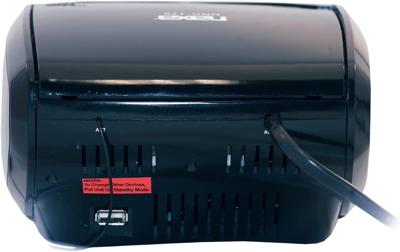 Digital Alarm Clock Radio with CD Player and USB Charge Port 1