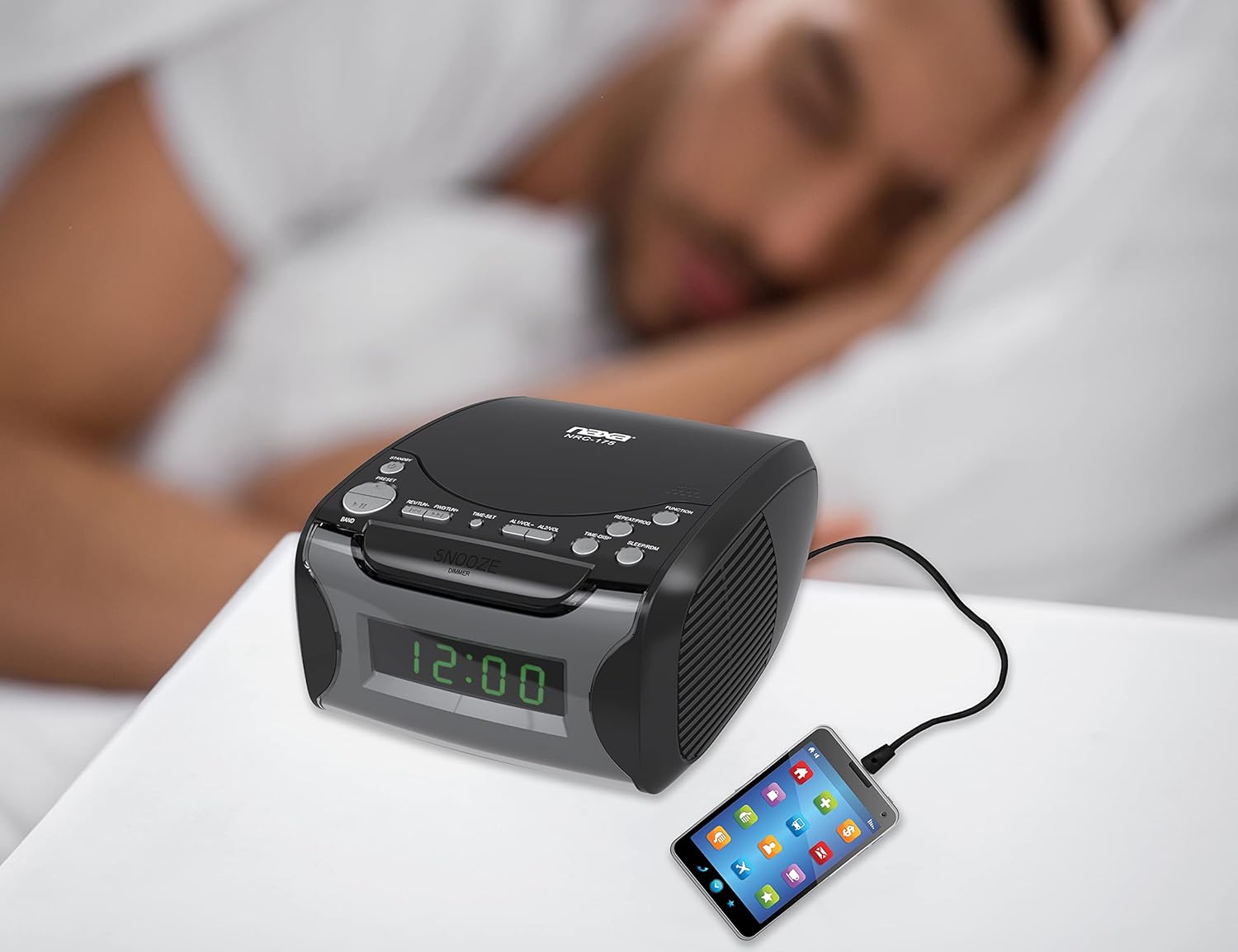 Digital Alarm Clock Radio with CD Player and USB Charge Port 1